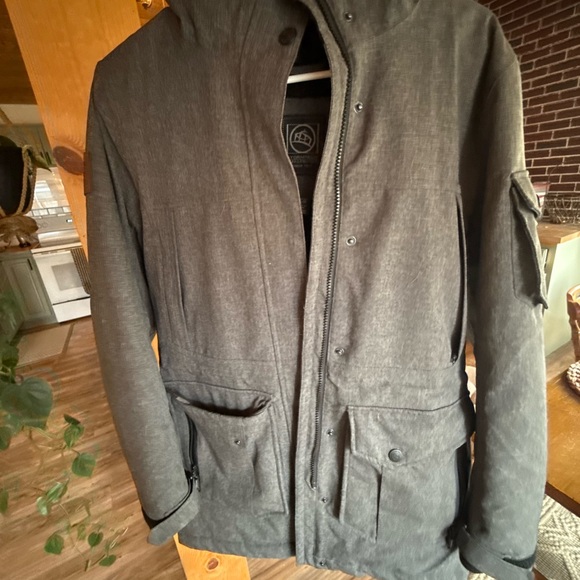 Stormtech Performance grey Jacket - Picture 2 of 4